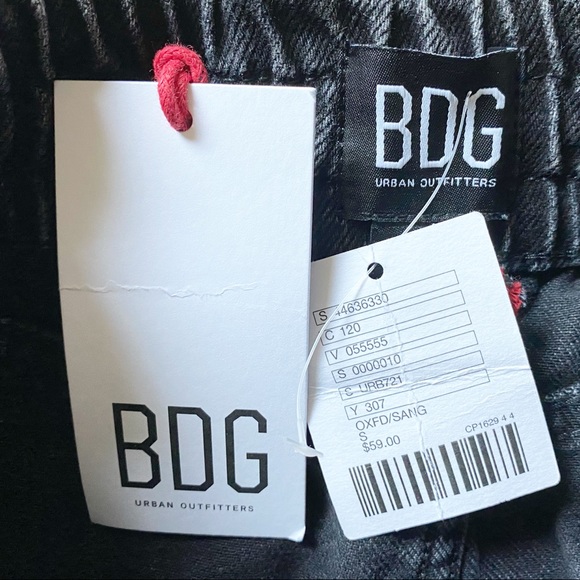 NWT BDG UO black Denim Mini skirt stretchy waist - Picture 6 of 6